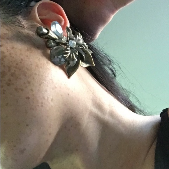 Vintage Jewelry - 🥜TRADED🥜Vintage silver LARGE floral earrings